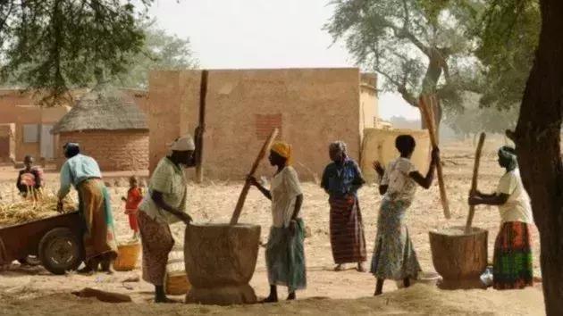 ������20����ƶ��Ĺ��ң�����ռ��16����Ǯ��������׬����