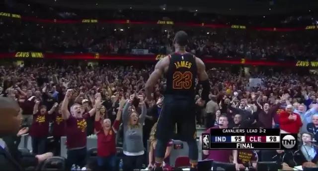 NBA史上谁绝杀次数最多?詹皇上榜,篮球之神屈