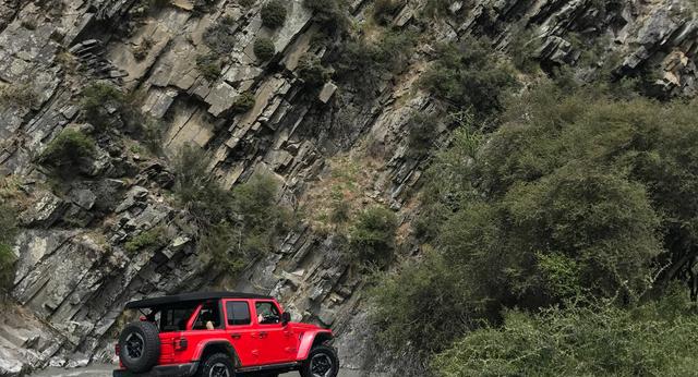 最新Jeep牧马人，OFFROAD测试，经济油耗下越野能力如何呢？