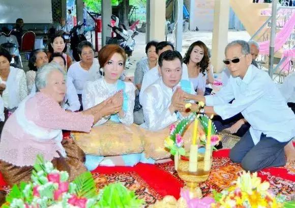 直击当地婚礼,体验不一样的东南亚民俗民风!