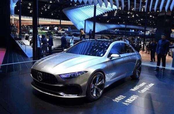 奔驰新上A级，怒怼宝马1系、奥迪A3！预计不会超20W！