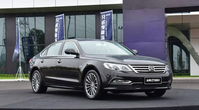 10万买国产豪华车？若是合资车这配置完全值50万，还是电吸门！