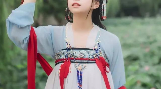 服装设计-齐胸襦裙的制作