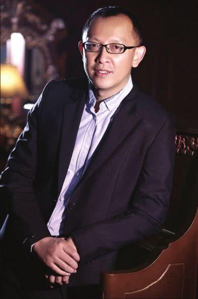 为什么《歌手》总导演洪涛就是不请林俊杰？他很贵吗？