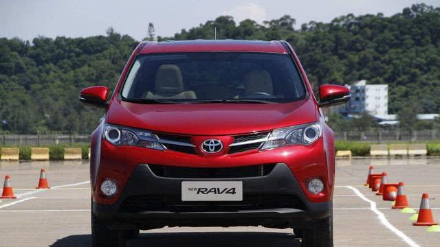 重磅！丰田发布第五代RAV4官图，新车大变样看看是否还是你的菜