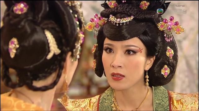 佘诗曼的御用配音师,她多次为影后配音,佘诗曼