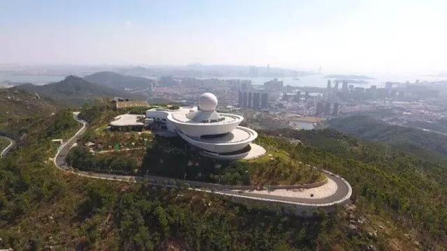 厦门又多了个逆天观景平台，鼓浪屿、金门一览无余！