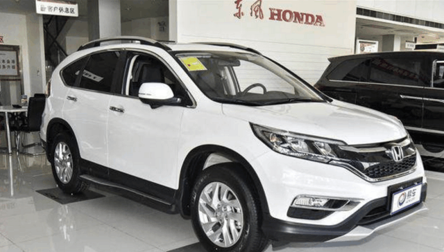 这款良心车, 仅13万起售, 全系标配, 搭载2.0L动力, 比RAV4厚道