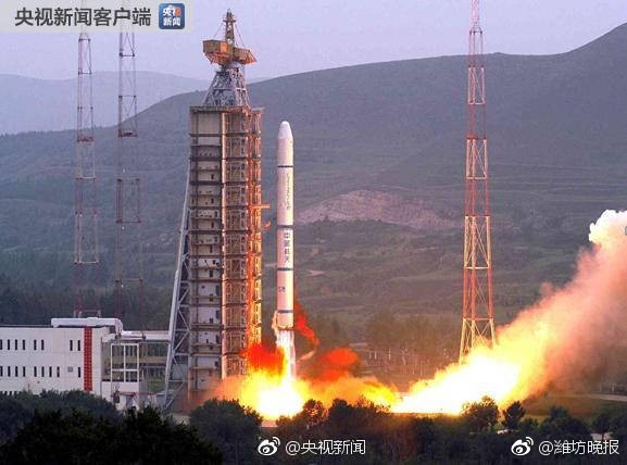 “一箭双星”！长征二号丙火箭成功发射巴基斯坦遥感卫星
