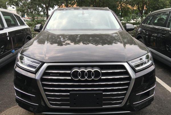 小伙提低配版新奥迪Q7, 花了60万, 动力不足了!