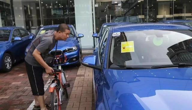 用宝马1系做共享豪车, 每公里收费1块5, 什么时候能回本?