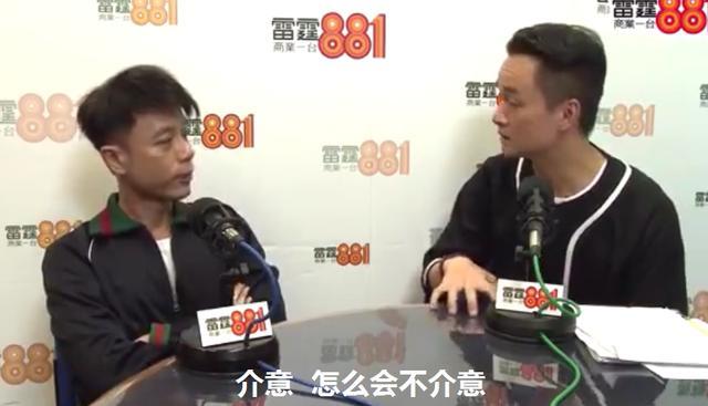 51岁李克勤近照,曾被郭富城踢出天王宝座,心有不甘却也无可奈何
