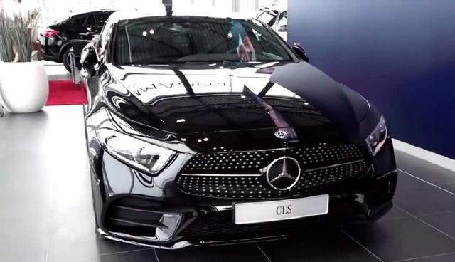 首台新一代奔驰CLS到达国内，简直帅到掉渣，奥迪A7要倒大霉了