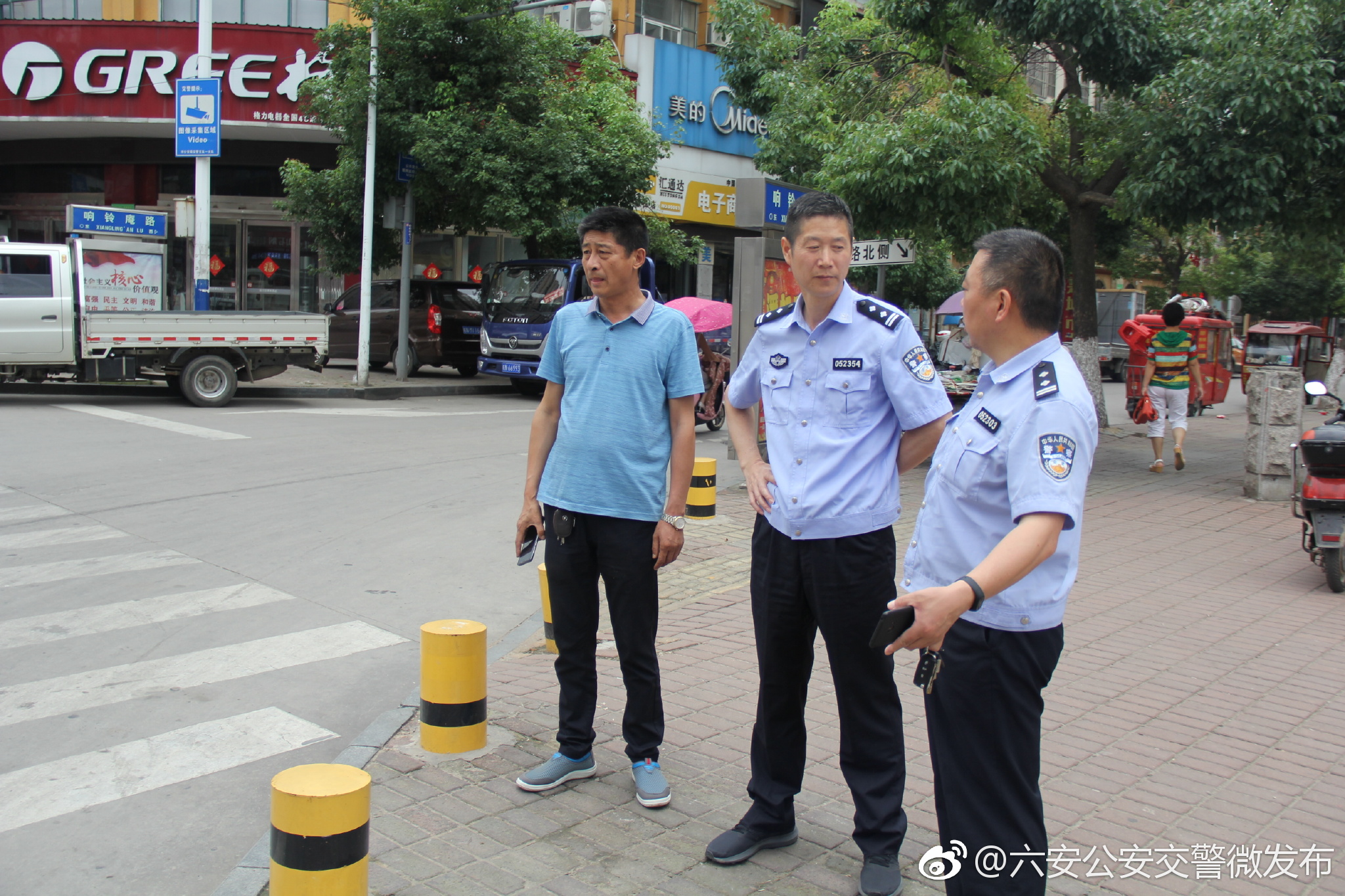 交警支队设施科、秩序科深入大队调研道路交通