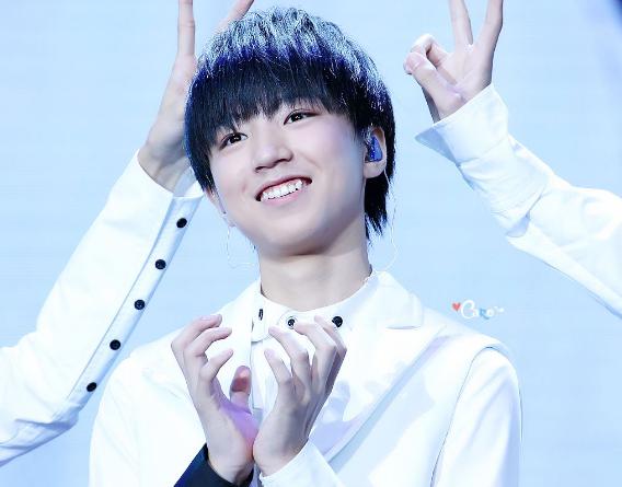 王源的收入,王俊凯的收入,易烊千玺的收入,简直