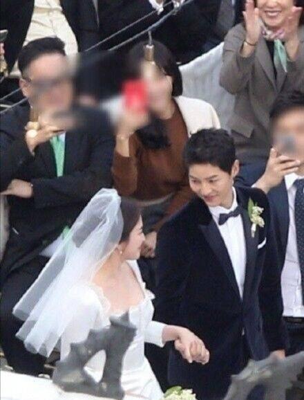 宋慧乔宋仲基今日大婚,苏志燮,李光洙参加婚礼