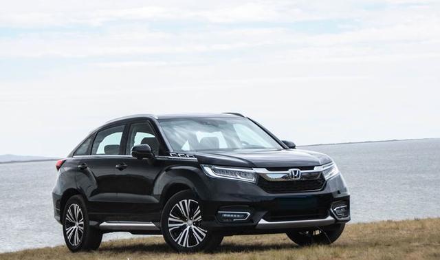 套路变现? 4月冠道逆袭, 销量直逼汉兰达!