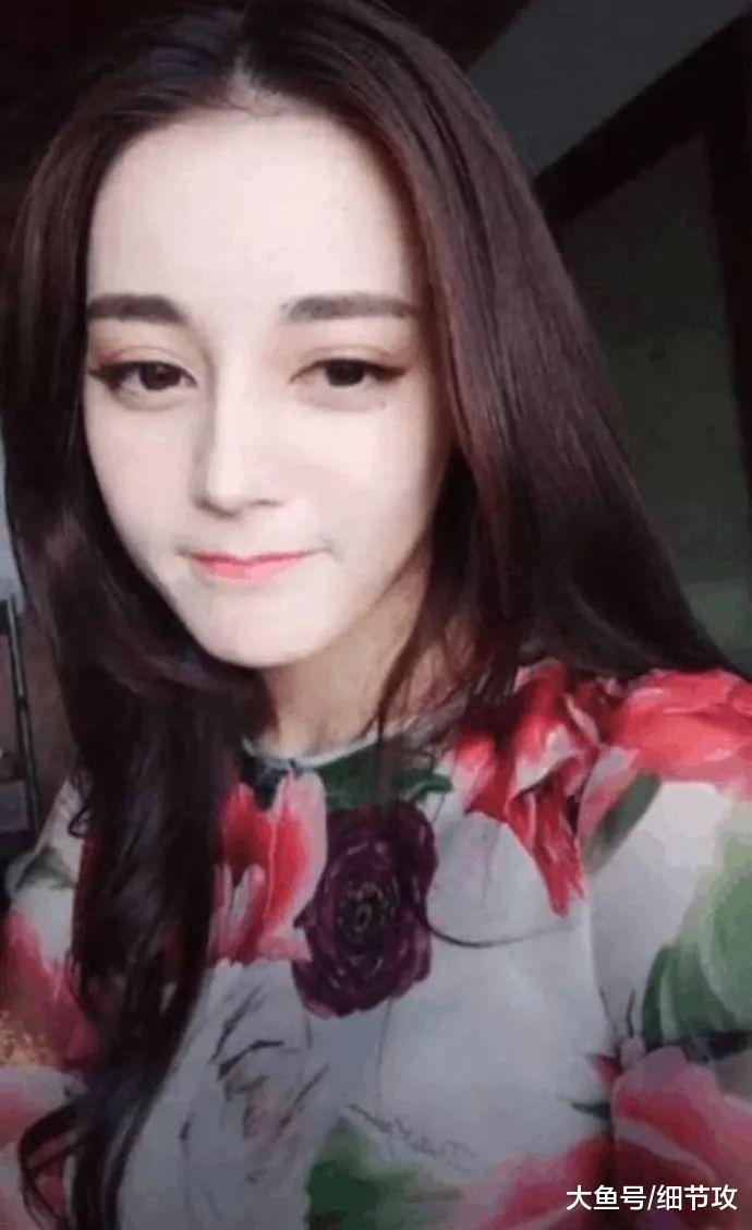 迪丽热巴开直播关掉美颜, 和网红有什么区别?