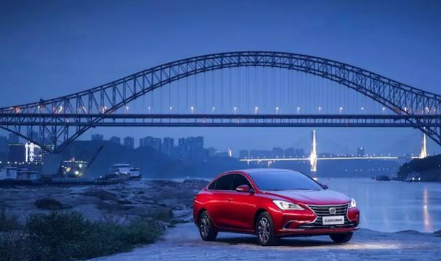 都会一见钟情！第二代逸动将夺回冠军宝座