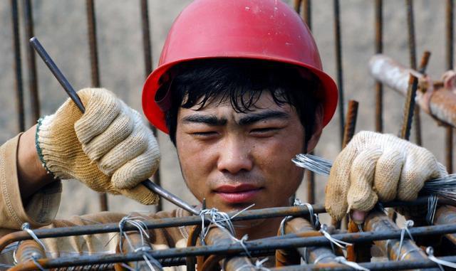 房地产大红,为何农民工越来越少?用工荒背后折