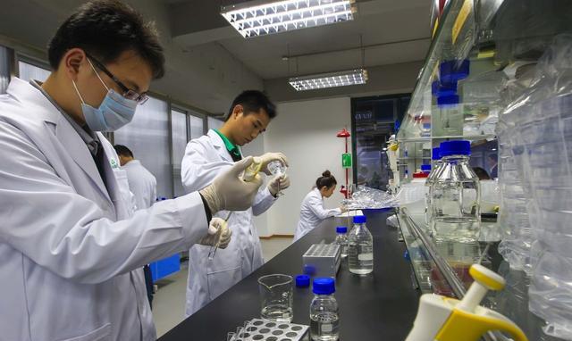 科学家的收入真的没有明星多吗?一张图看破之