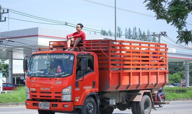 每逢假日必限行,全国五一货车限行汇总!快转给