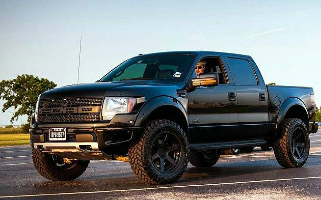 中国很贵的汽车,美国人却用它来干农活