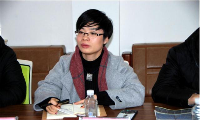 瑞安农商银行赴郑州温州商会为瑞商送服务