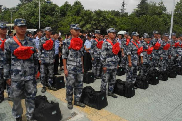 适龄青年入伍能不能选 军兵种,参军入伍有哪些要求?