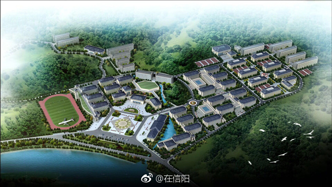 张明春到信阳航空职业学院督导工程进度和新生