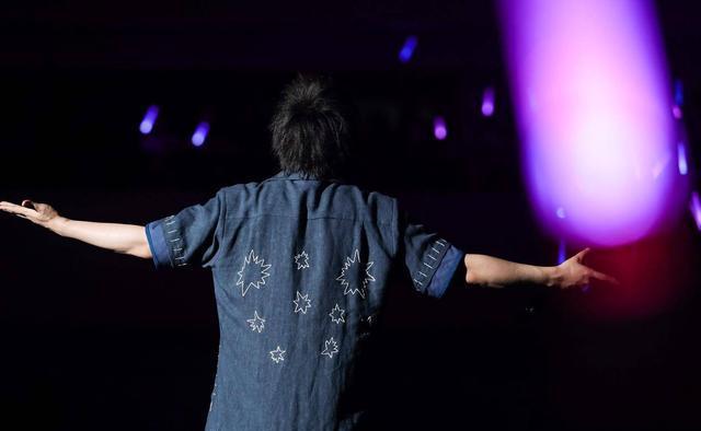 有一种温暖的感动叫“五月天” 全球巡演第99场燃炸上海
