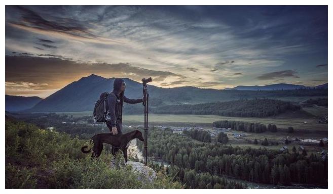 韩国人来中国旅游,到了新疆后傻了:世界上还有