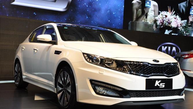 韩系车背水一战, 起亚K5降价3.1万, 能否再造昔日销量辉煌?