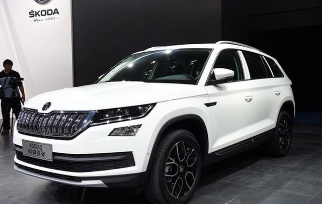 标配全景天窗, 与途观L一样大卖得比途观便宜, 换个标至少贵3万