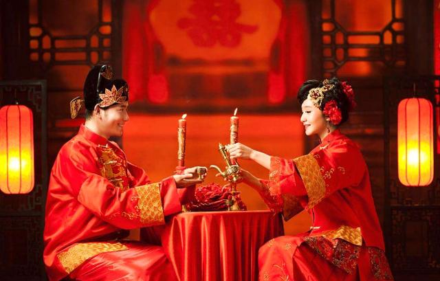 一夫一妻制鸟类盘点 最忠贞的动物是谁