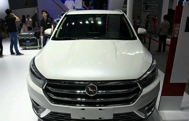 8万还买H6干啥？内饰完胜宝马，性价比不输众泰