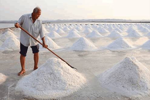 新疆盐场与赤沙山 冬季库车旅游攻略