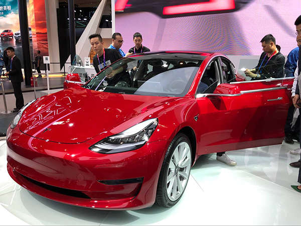 蔚来ES8特斯拉model3北京车展齐亮相 同是纯电动汽车谁更有看头