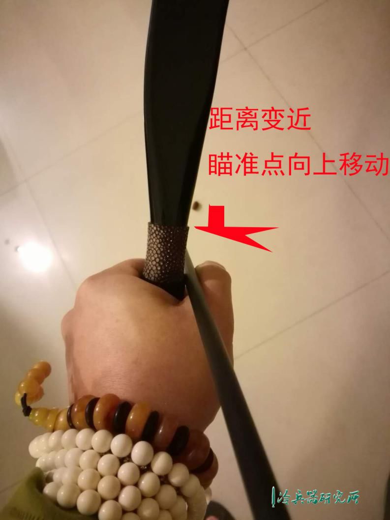 保姆级传统弓新手快速入门教程,4个要点教你轻松射中靶心!