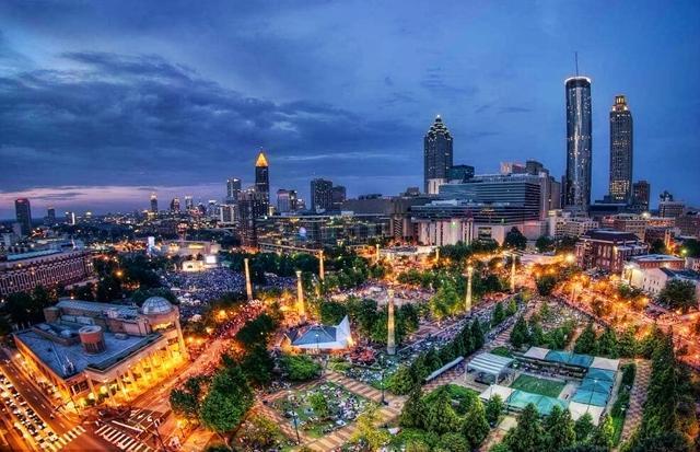 美国黑人之都,拥有全球第一大机场,却仅是一个