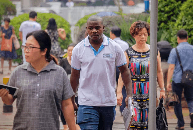 外国人最多的中国城市,不是北京上海,外国人称