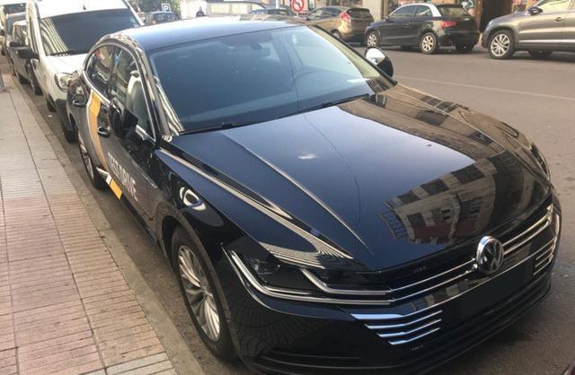 首台18款大众CC上路实车，帅得无敌，加1.5T更亲民，或23万起