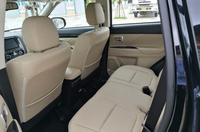 新款CR-V要等半年朋友提17款欧蓝德2.0荣耀 