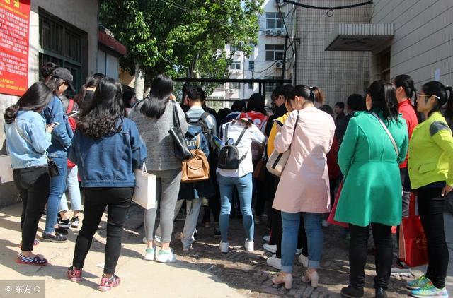 最新各地教师工资待遇真实情况, 越来越多有利