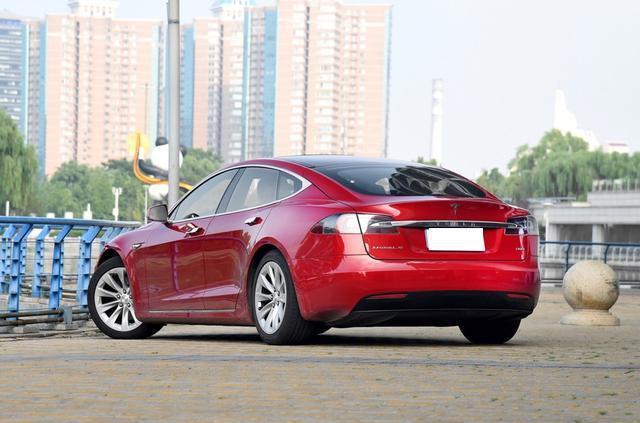 香港最多的车型, 油耗0升, 提速仅2秒, 预计未来会火爆全国