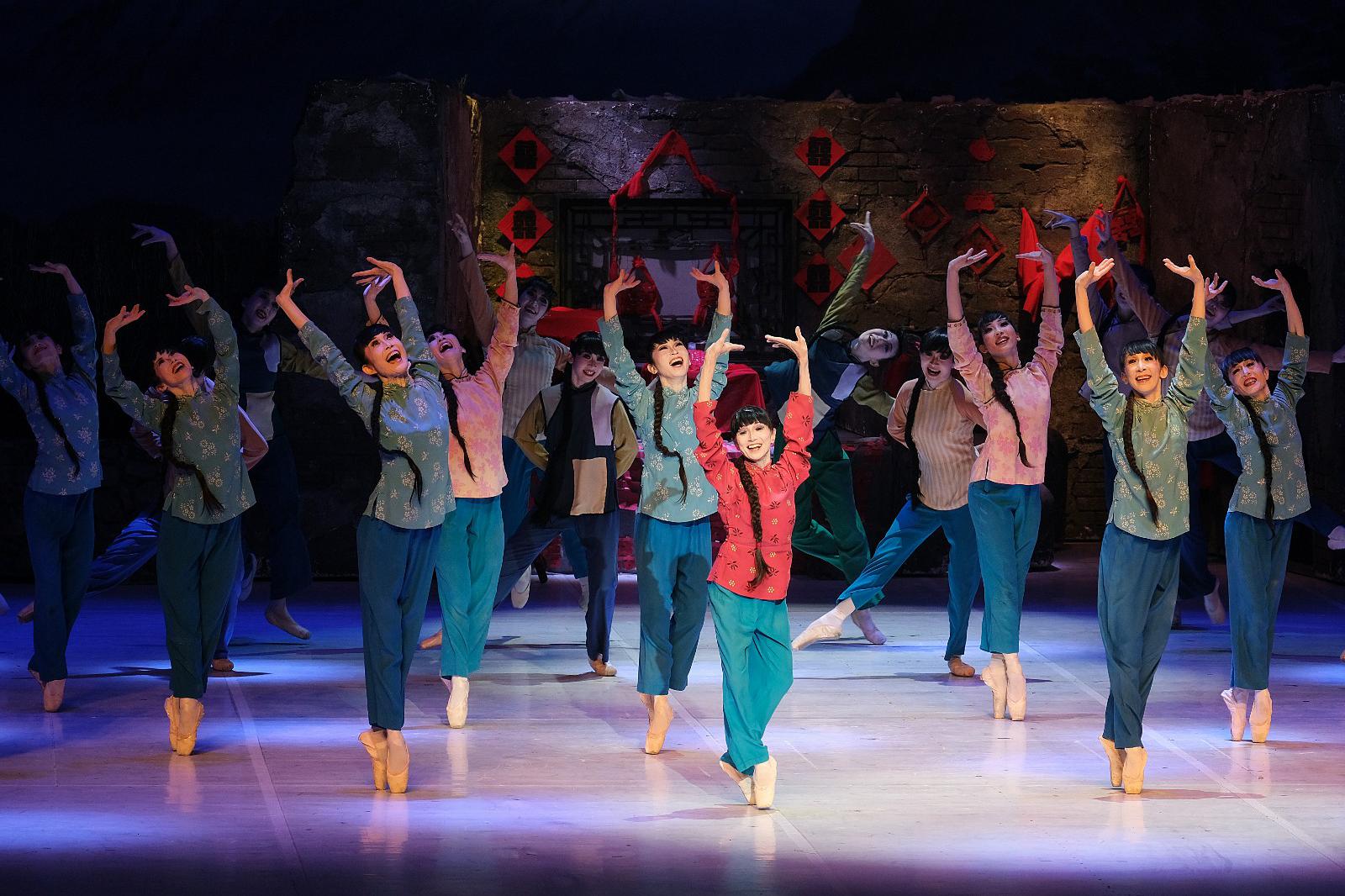 松山芭蕾舞团第十六次访华巡演落幕 70岁“喜儿”感动全场