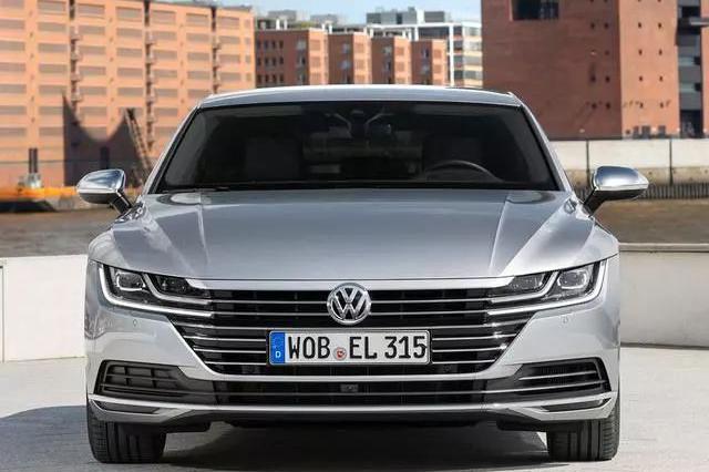 大众Arteon接班CC，就凭“最美”敢怼宝马3，丰田亚洲龙不服