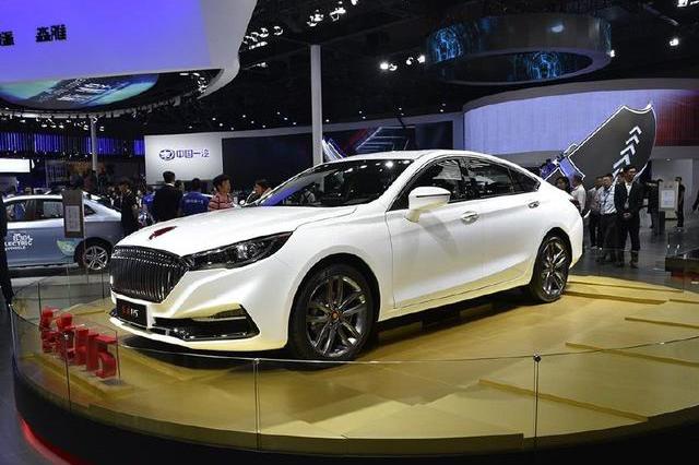 红旗H5亮相北京车展，配全尺寸触摸屏，仅售15万还买啥迈腾