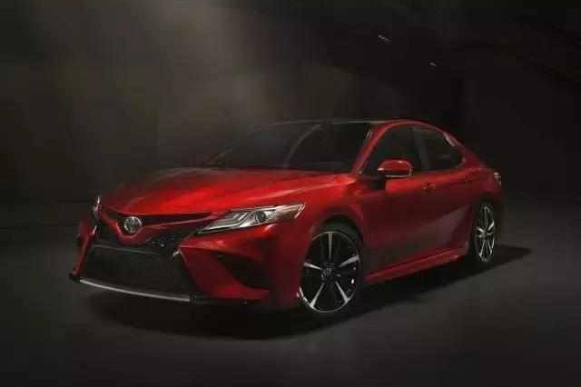 全球第一车，发动机效率世界第一，换豪华内饰拒绝平庸