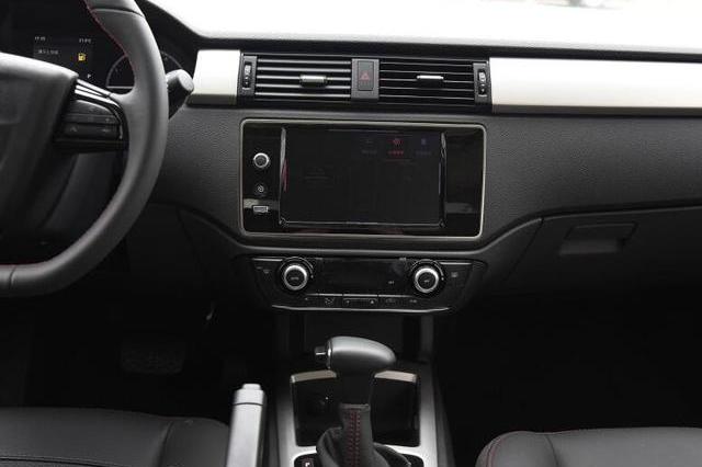 “20-30万欧系紧凑型三厢车“最全资讯一网打尽，有我就够了